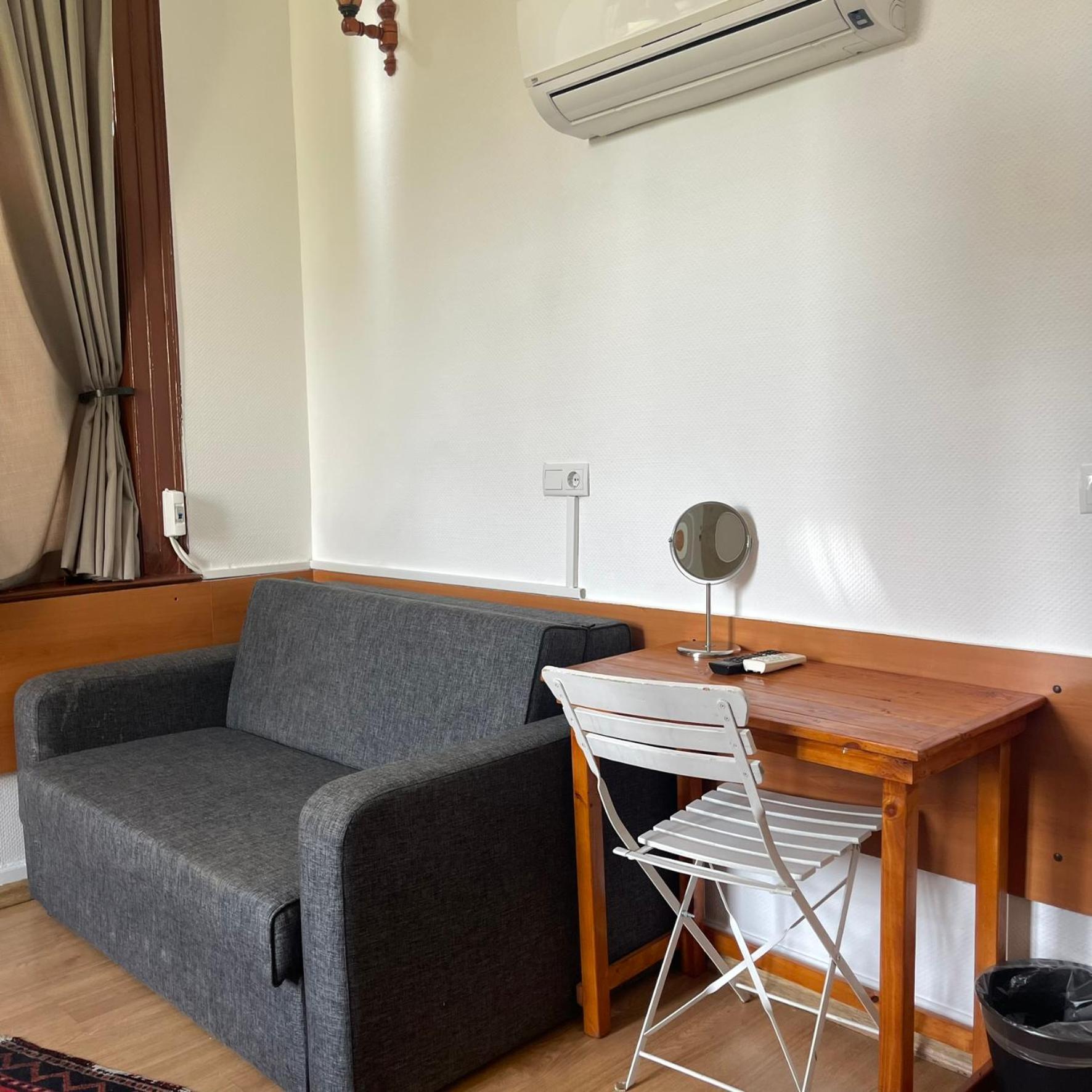 Otel Held
